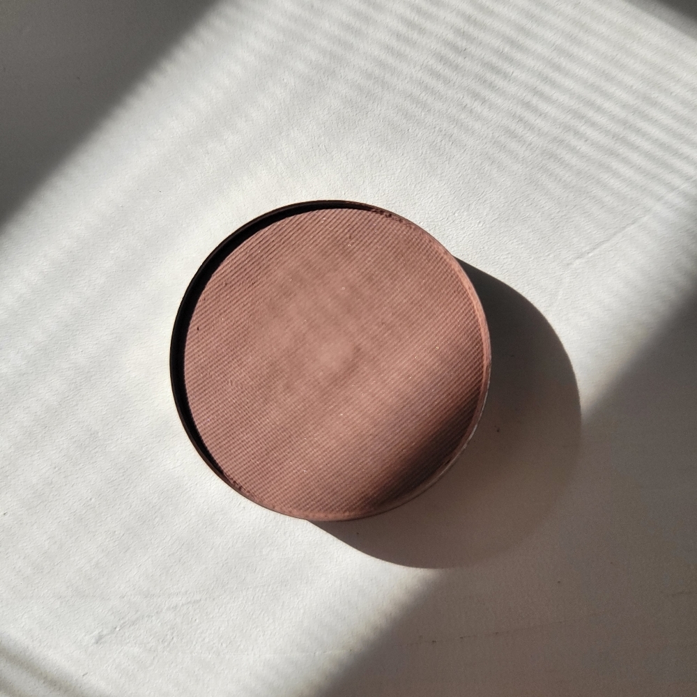 BNIB ColourPop Pressed Powder Shadow - Picture 3 of 3